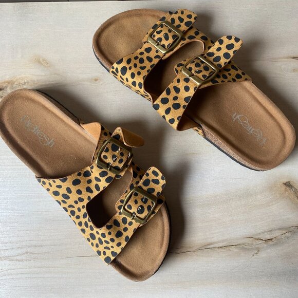 Refresh Comfy Casual Leopard Print Buckle Sandals Leo Slides 8.5 - Picture 10 of 10